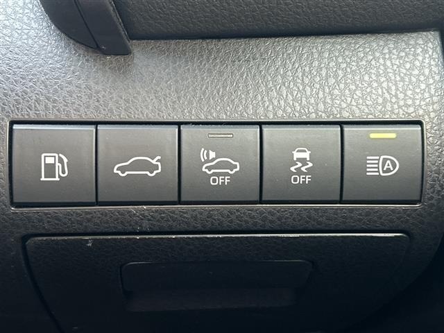 Toyota CAMRY 2018 7475921-15