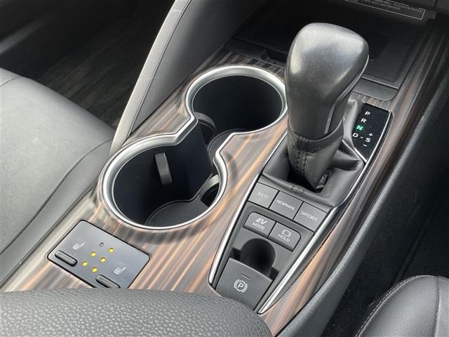Toyota CAMRY 2017 7475962-10