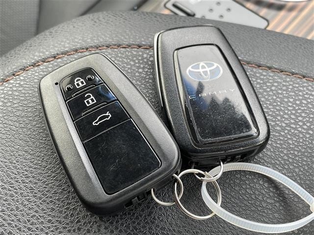 Toyota CAMRY 2017 7475962-21