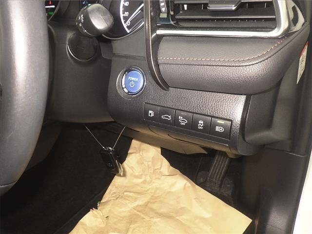 Toyota CAMRY 2017 7475999-8