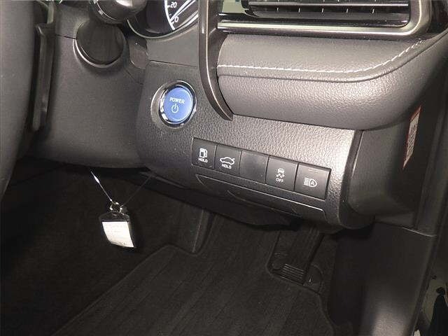 Toyota CAMRY 2021 7476041-8