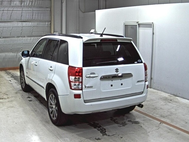 Suzuki ESCUDO 2014 7469491-1