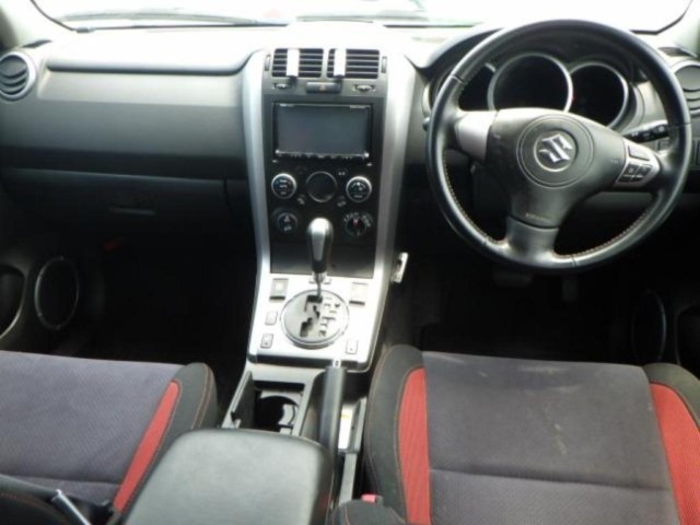 Suzuki ESCUDO 2014 7469491-3