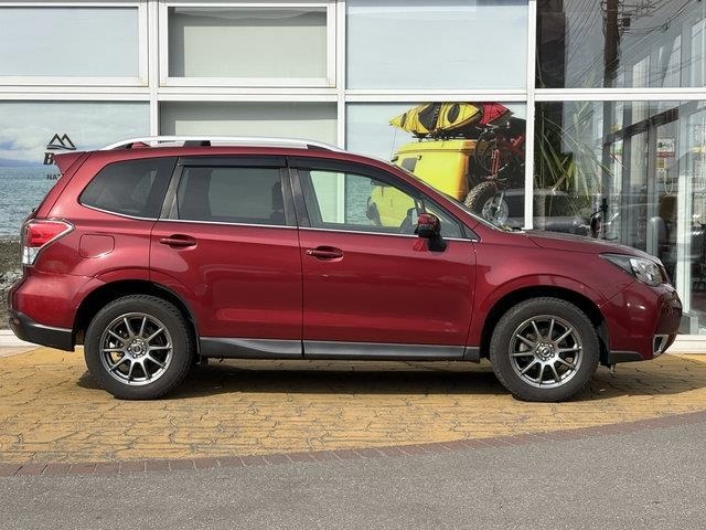 Subaru FORESTER 2018 7480895-17