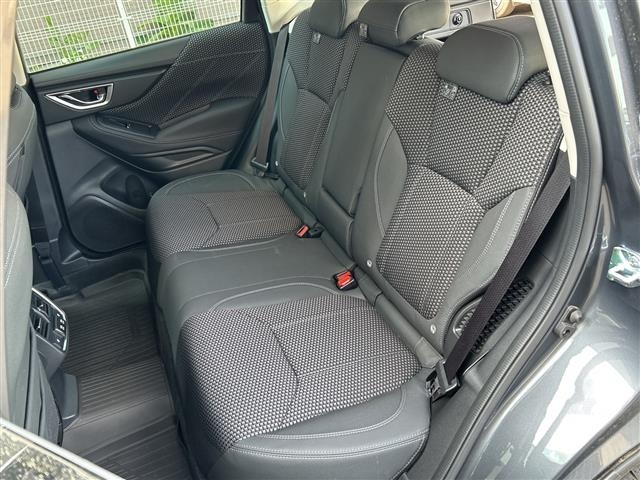 Subaru FORESTER 2023 7480914-20