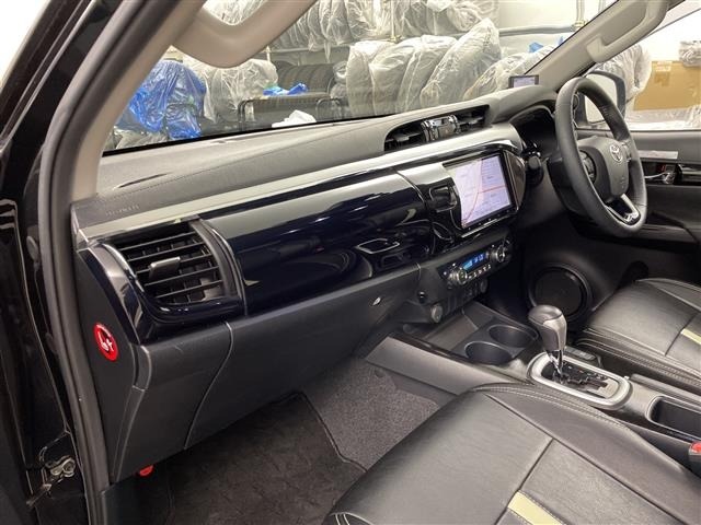 Toyota HILUX 2021 7469725-6
