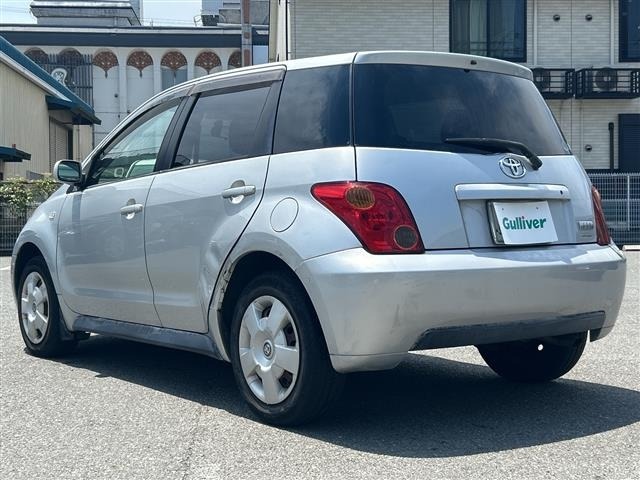 Toyota IST 2005 7483128-1