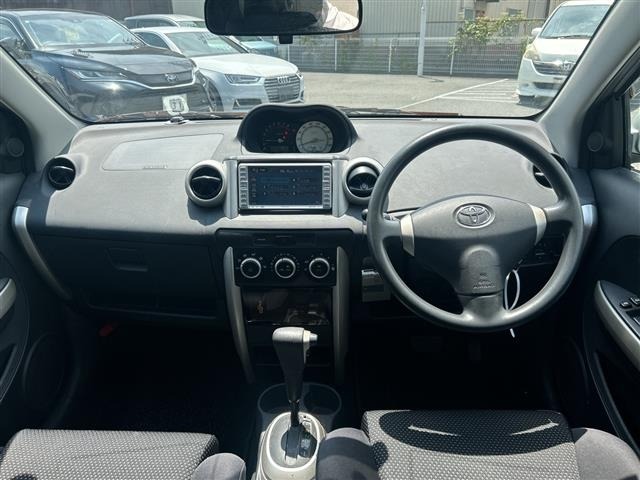 Toyota IST 2005 7483128-2