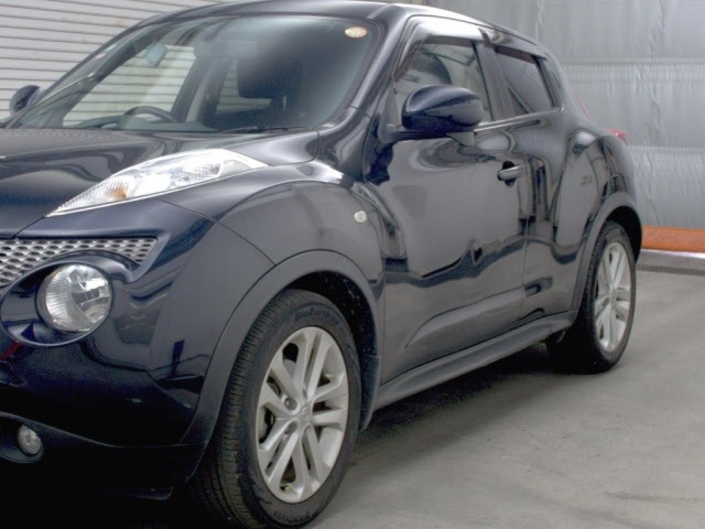 Nissan JUKE 2011 7481637-4