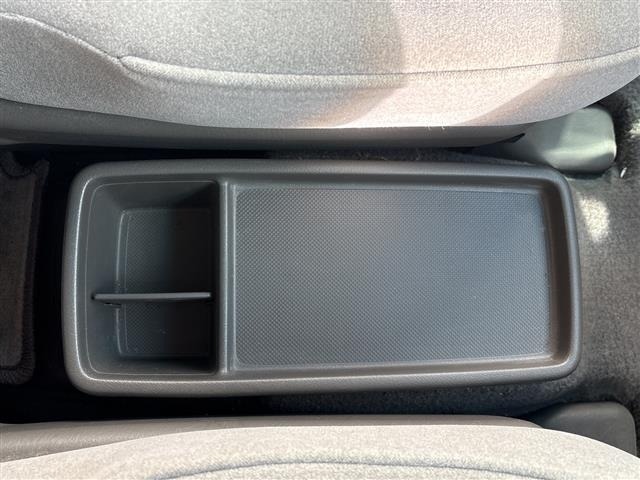 Honda MOBILIO 2003 7460495-12