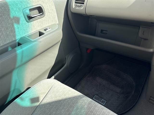 Honda MOBILIO 2003 7460495-22