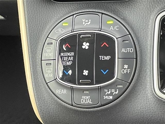 Toyota NOAH 2014 7467013-21