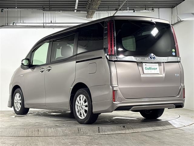Toyota NOAH 2017 7467154-13