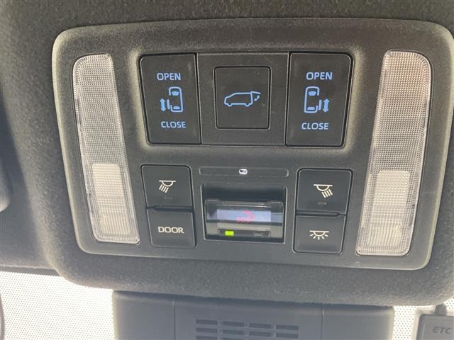 Toyota NOAH 2023 7467170-11