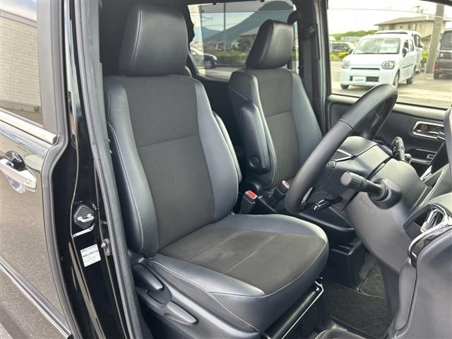Toyota NOAH 2020 7467171-4