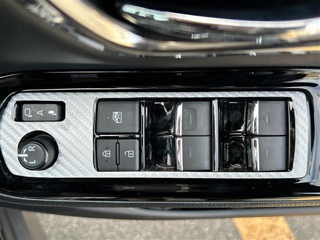 Toyota NOAH 2020 7467171-5
