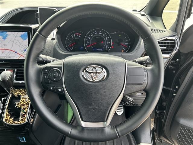 Toyota NOAH 2020 7467171-9