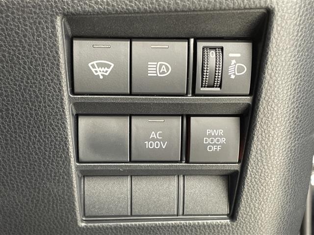 Toyota NOAH 2025 7467183-12