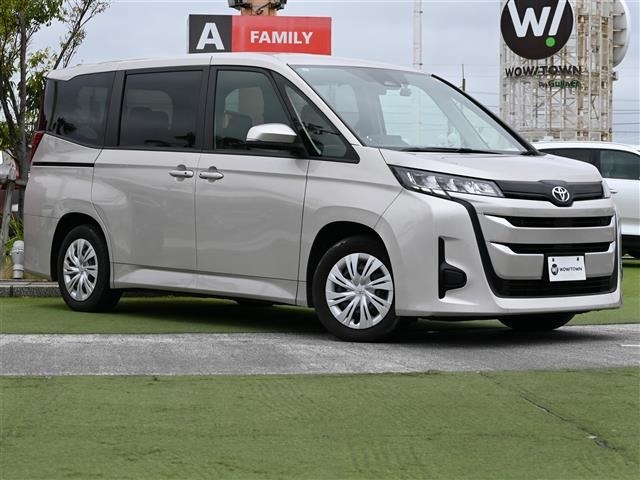 Toyota NOAH 2023 7467201-0