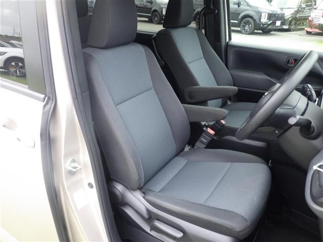 Toyota NOAH 2023 7467201-4