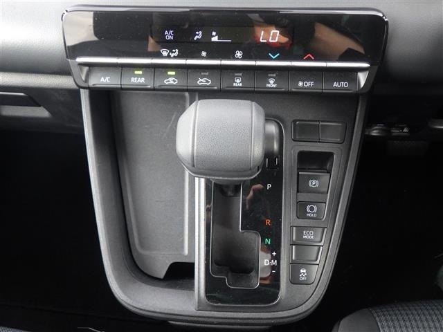 Toyota NOAH 2023 7467202-10