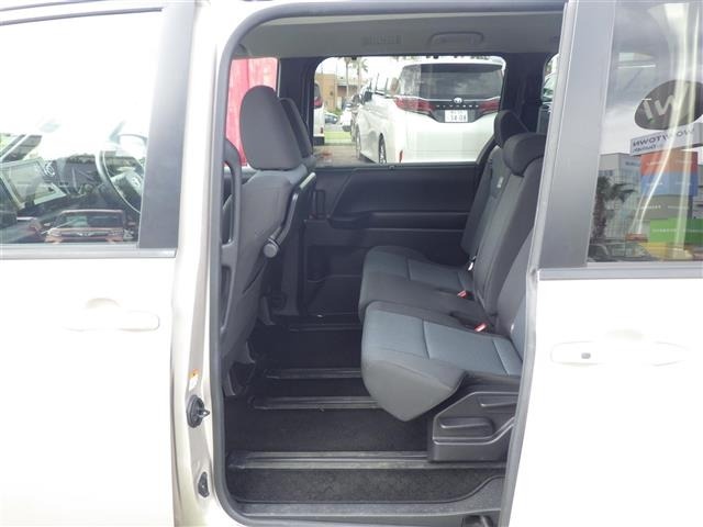 Toyota NOAH 2023 7467202-2