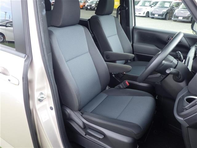 Toyota NOAH 2023 7467202-4