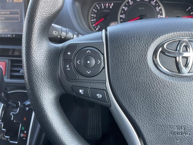 Toyota NOAH 2015 7467214-18