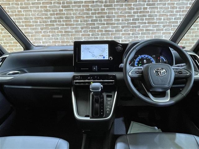 Toyota NOAH 2025 7467215-14