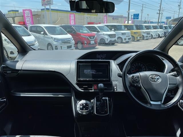 Toyota NOAH 2017 7467238-14