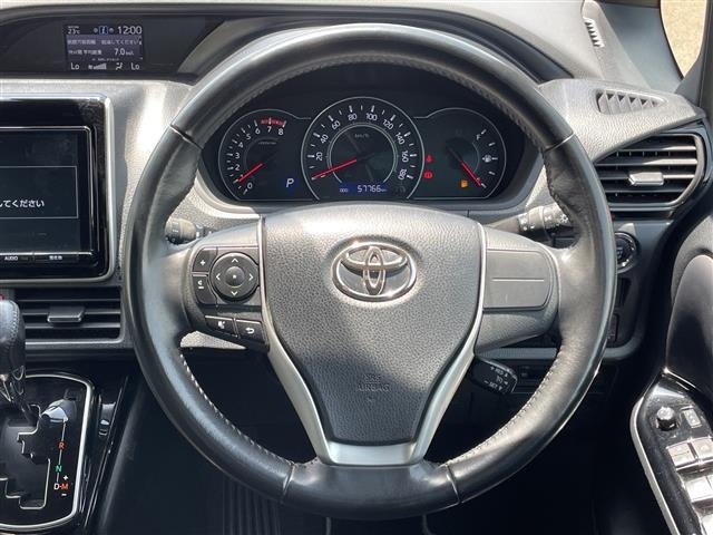 Toyota NOAH 2017 7467238-7