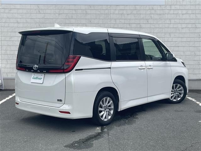 Toyota NOAH 2022 7467291-18
