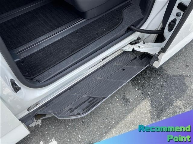 Toyota NOAH 2022 7467291-9