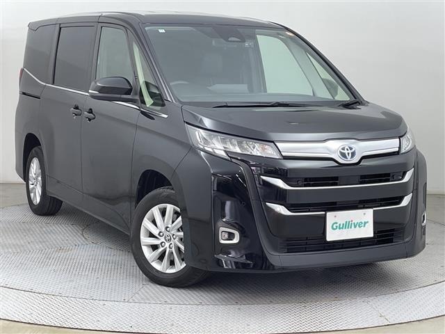 Toyota NOAH 2022 7467359-0