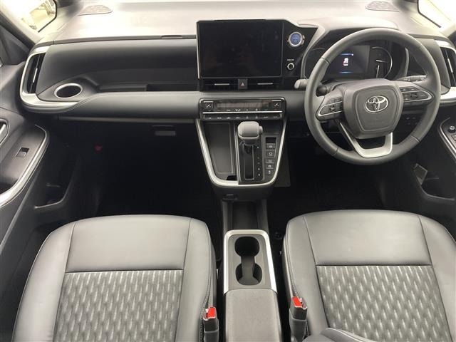Toyota NOAH 2022 7467359-14