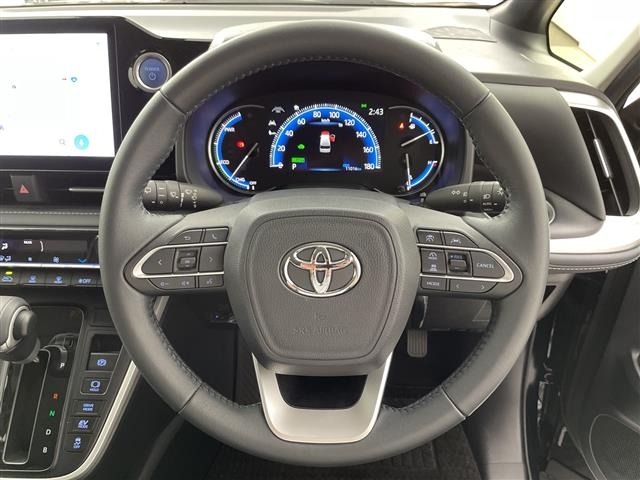 Toyota NOAH 2022 7467359-2