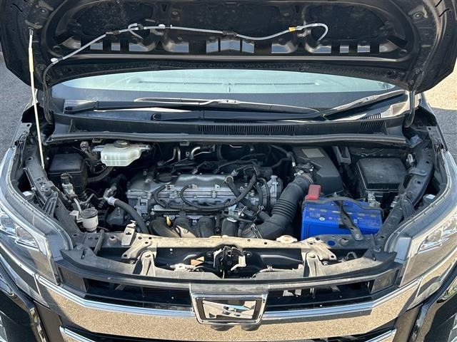 Toyota NOAH 2017 7467360-12