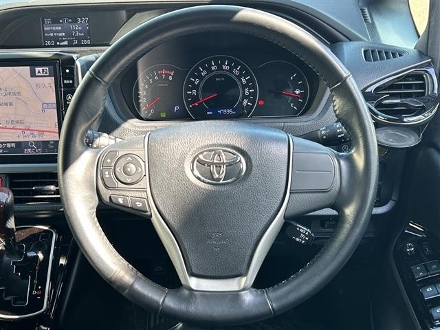 Toyota NOAH 2017 7467360-22