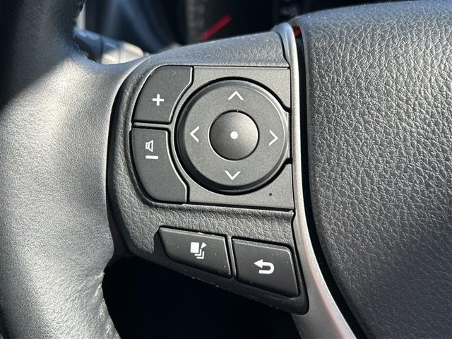 Toyota NOAH 2017 7467360-4
