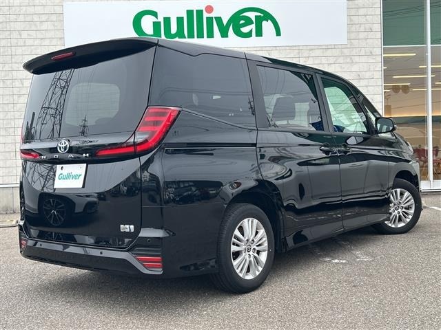 Toyota NOAH 2023 7467379-10