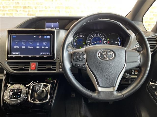 Toyota NOAH 2017 7467407-13