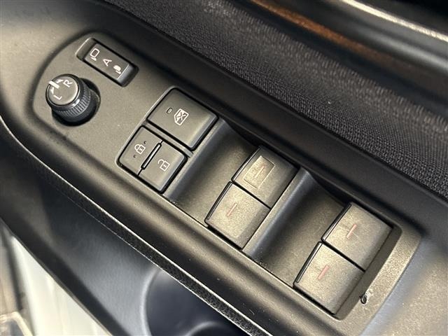 Toyota NOAH 2020 7467426-12