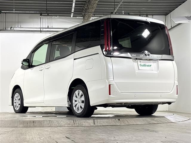 Toyota NOAH 2020 7467426-13