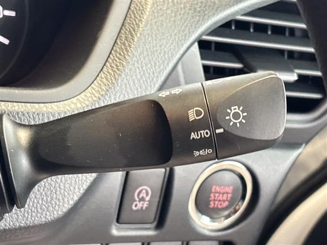 Toyota NOAH 2020 7467426-7
