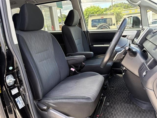 Toyota NOAH 2010 7467499-15