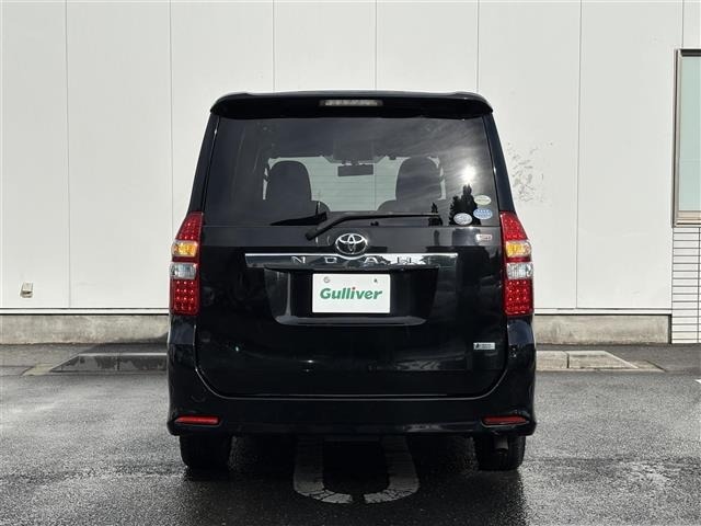 Toyota NOAH 2010 7467499-20