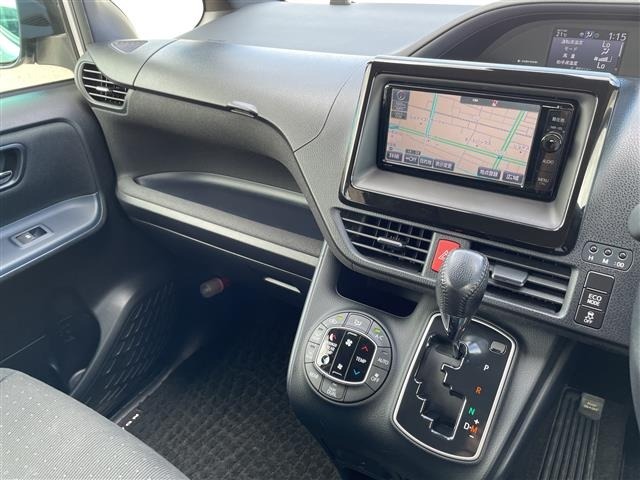 Toyota NOAH 2016 7467541-8