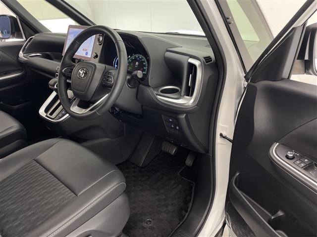 Toyota NOAH 2023 7467602-20