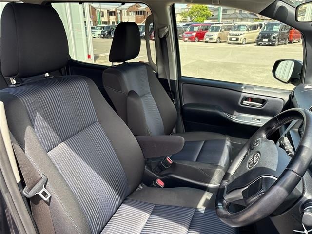 Toyota NOAH 2015 7467679-22