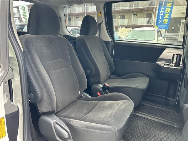 Toyota NOAH 2013 7467686-2
